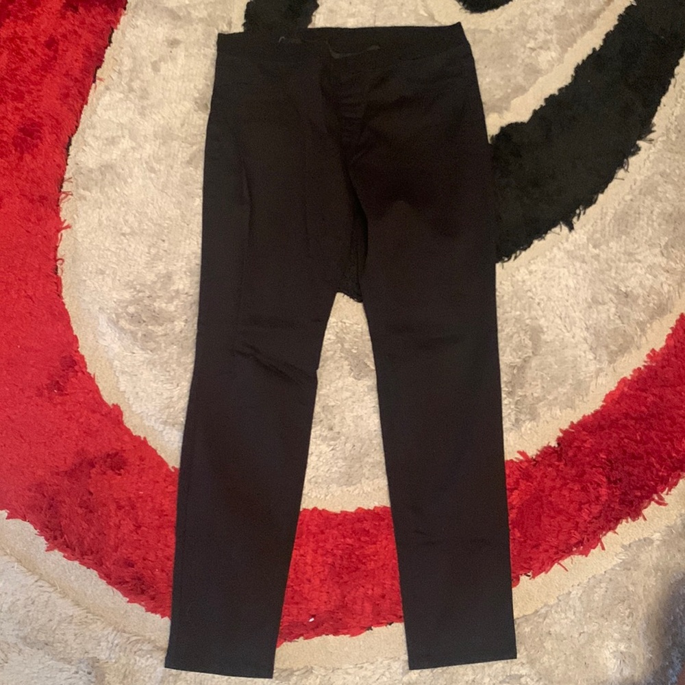 Uniqlo Black Draw String Thick Jean. Size 30x32.